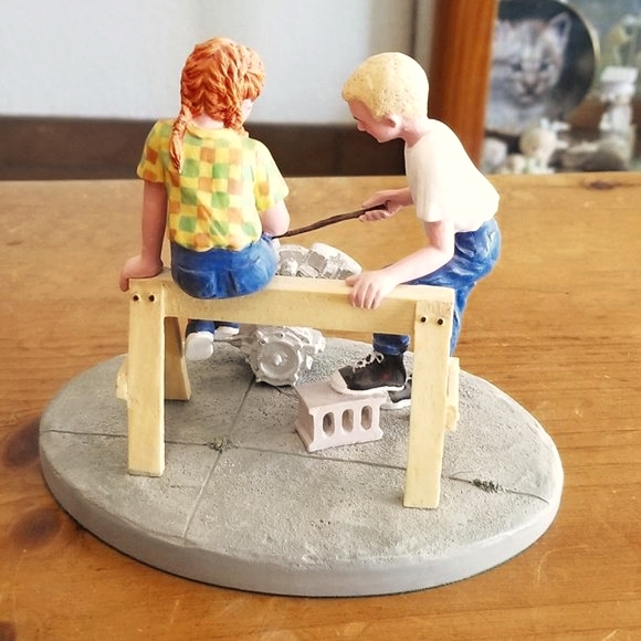 Harley Davidson Young Rider Figurine Series "Engine Lesson" - Picture 2 of 8